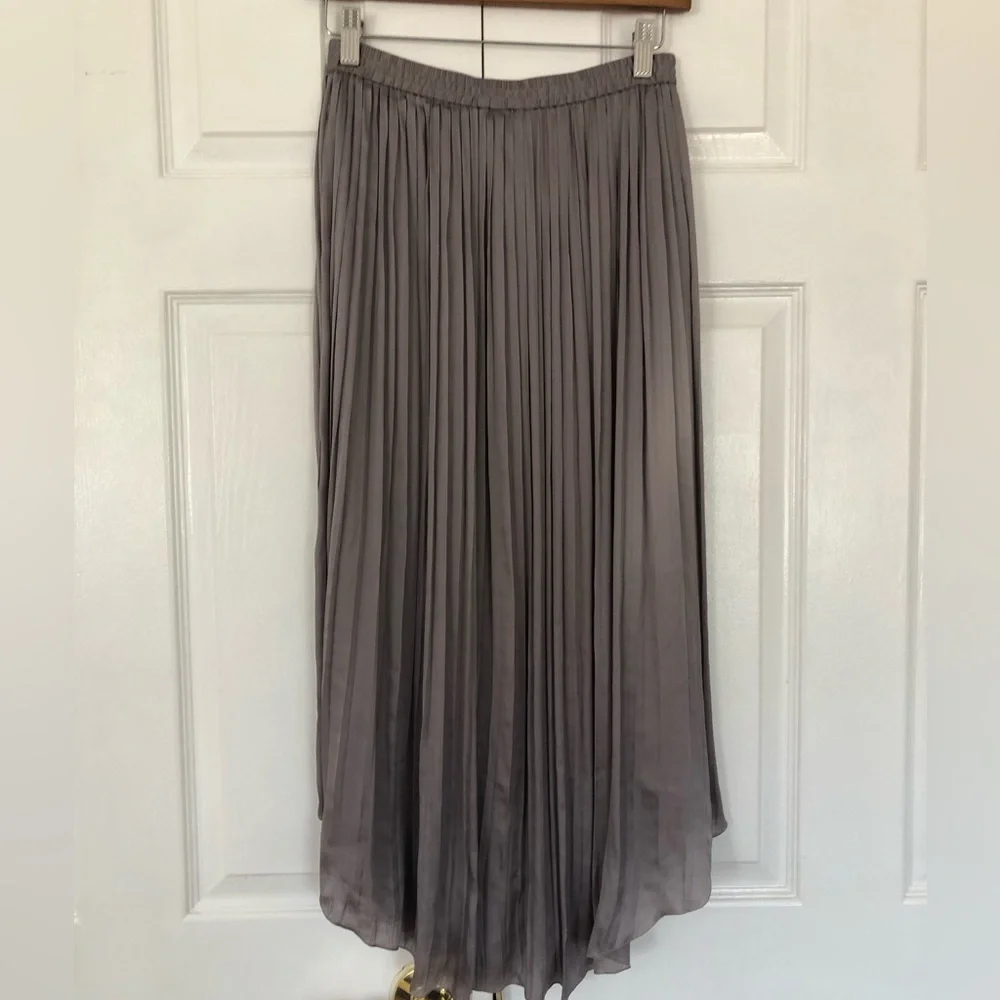 Massimo Dutti Skirt Asymmetrical Long Pleated Midi Gray Size XS - Picture 3 of 9